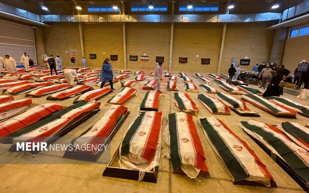 وصول جثامين 84 شهيداً من فرقاطة "دنا" الايرانية