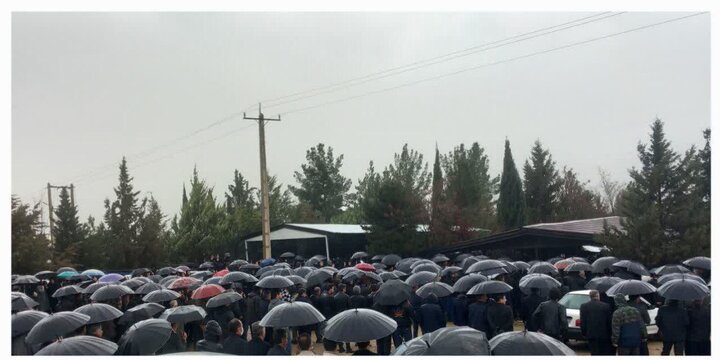 حماسه اشک و استقامت در ایوان؛ آسمان در سوگ شهدایی که گریست