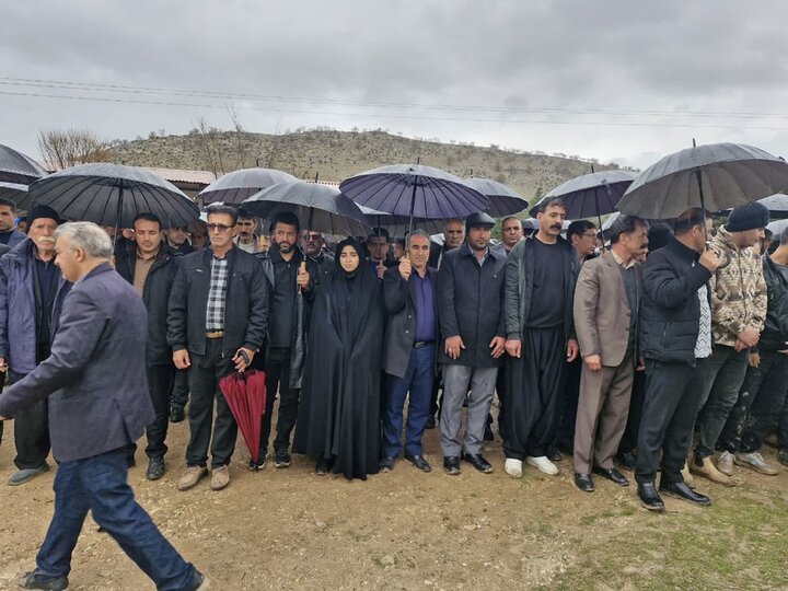 حماسه اشک و استقامت در ایوان؛ آسمان در سوگ شهدایی که گریست
