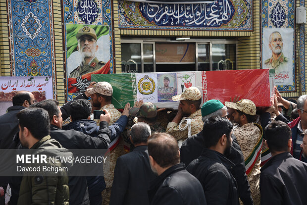 تشییع پیکر مطهر سردار «محمد شیرازی» در مشهد