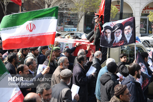 تشییع پیکر مطهر سردار «محمد شیرازی» در مشهد