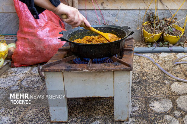 بانوان جهادگر در ایام‌ جنگ‌ تحمیلی رمضان‌