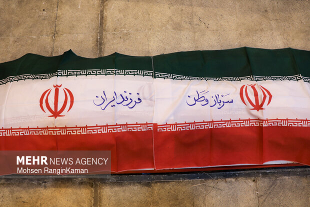 ورود پیکر شهدای ناو دنا به معراج شهدا بهشت زهرا (س)