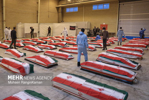 ورود پیکر شهدای ناو دنا به معراج شهدا بهشت زهرا (س)