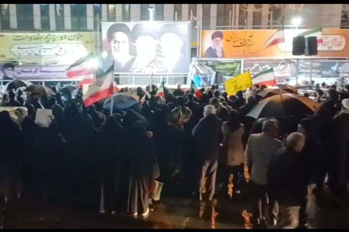 تجمع باشکوه سنندجی‌ها در سرزمین مسجد و مناره‌ها