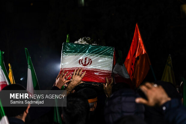 تجمع مردمی «ما به سوی میدان جنگ پرواز می‌کنیم»