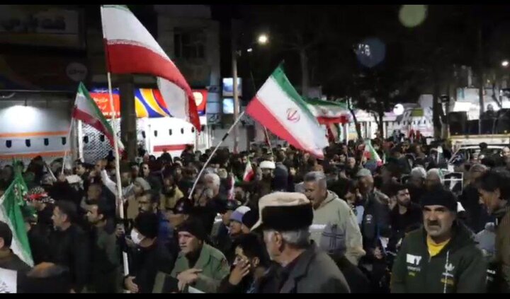 شکوه حضور پرشور مردم اراک در بیعت با رهبر معظم انقلاب