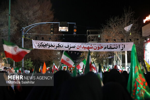 تشییع پیکر شهید «سجاد نادری زانیانی» در شهرکرد