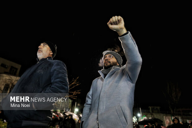 اجتماع بیعت تبریزی‌ها با رهبر انقلاب