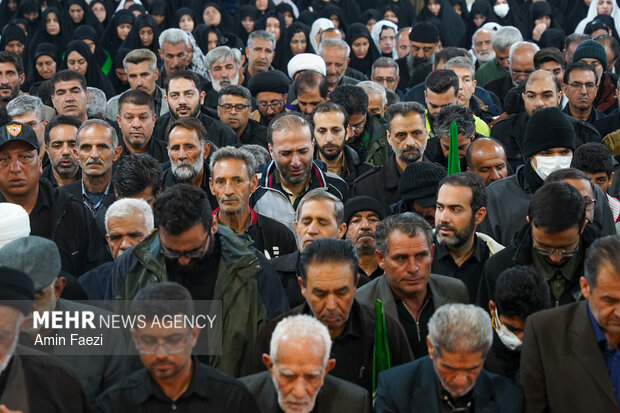 تشییع 5 شهید مدافع وطن در شیراز