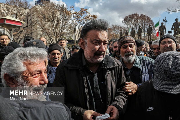 تشییع پیکر شهدای جنگ رمضان در تبریز