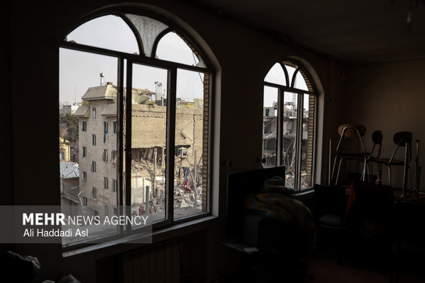 آثار تجاوز به مناطق مسکونی تهران