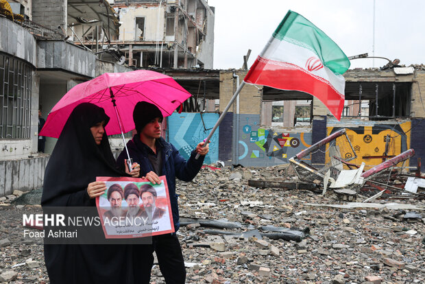 تجمع فرهنگیان و دانش آموزان در محکومیت جنایات آمریکایی صهیونیستی