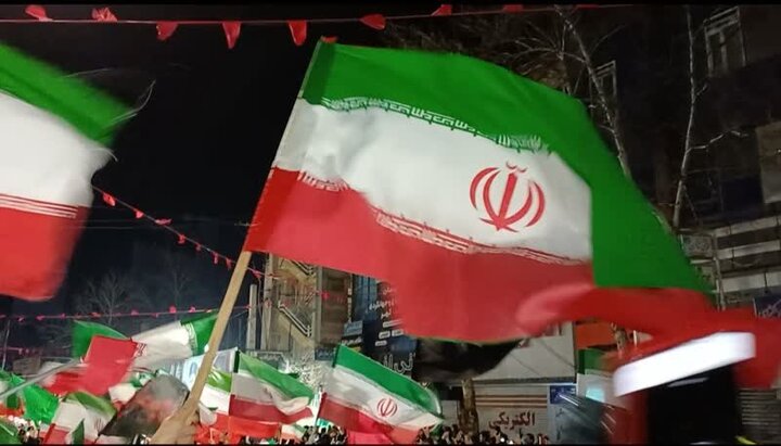 اجتماع با شکوه «ایرانشهری‌ها» در شانزدهمین شب از شهادت قائد امت