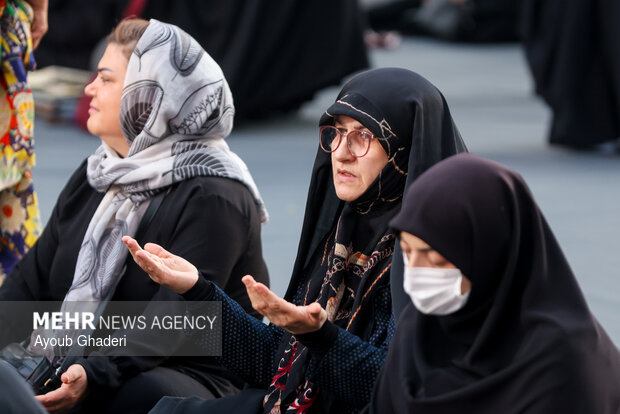 افطار همدلی و اتحاد به یاد رهبر شهید و شهدای جنگ رمضان در کیش