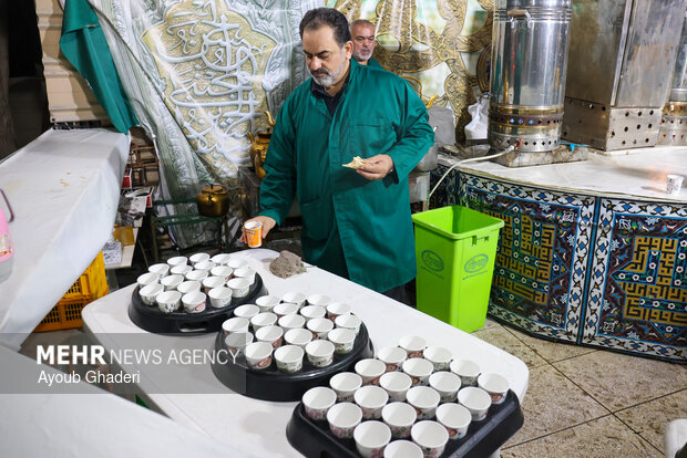 افطار همدلی و اتحاد به یاد رهبر شهید و شهدای جنگ رمضان در کیش