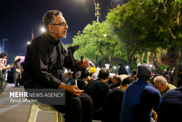 افطار همدلی و اتحاد به یاد رهبر شهید و شهدای جنگ رمضان در کیش