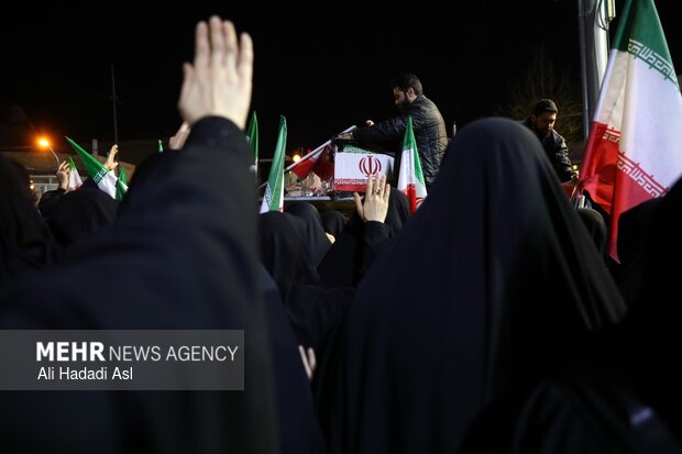 اجتماع حمایت از رزمندگان در مقابله با دشمن آمریکایی - صهیونی