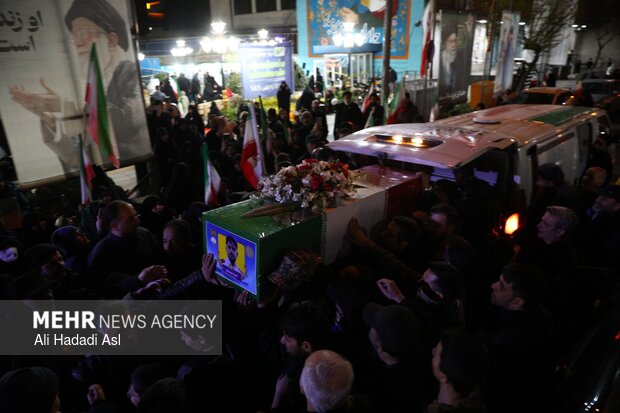 اجتماع حمایت از رزمندگان در مقابله با دشمن آمریکایی - صهیونی