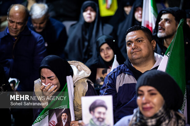 اجتماع حمایت از رزمندگان در مقابله با دشمن آمریکایی - صهیونی