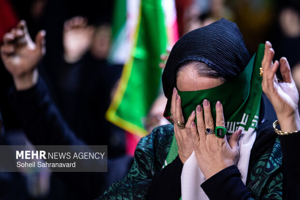 اجتماع حمایت از رزمندگان در مقابله با دشمن آمریکایی - صهیونی