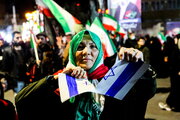 دویست و بیست و پنجمین شب حضور قمی‌ها در خیابان