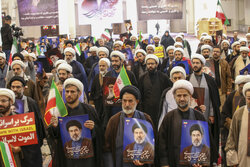تجمع طلاب و روحانیون فارس در بیعت با رهبر معظم انقلاب اسلامی
