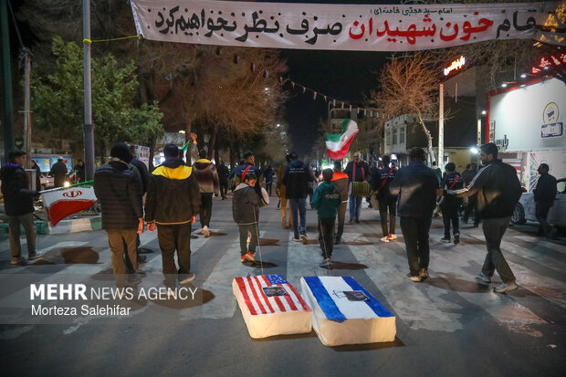 آتش خشم شهرکردی‌ها بر جنایات آمریکا و رژیم صهیونی
