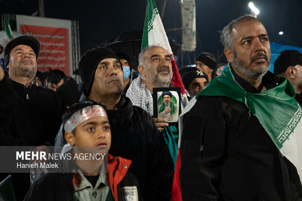 اجتماع شبانه گرگانی‌ها در دفاع از امنیت کشور
