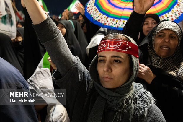 اجتماع شبانه گرگانی‌ها در دفاع از امنیت کشور