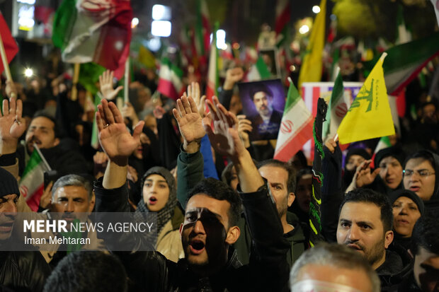 VIDEO: Mourning ceremony for Leader in Kermanshah