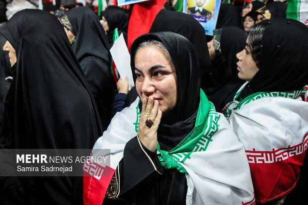 اجتماع حمایت از رزمندگان در مقابله با دشمن آمریکایی - صهیونی