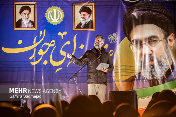 اجتماع حمایت از رزمندگان در مقابله با دشمن آمریکایی - صهیونی