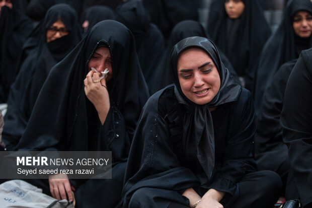 مراسم وداع با پیکر شهید علیرضا دهقانی آرانی