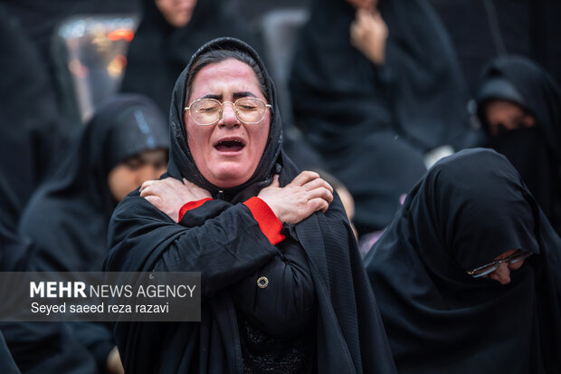 مراسم وداع با پیکر شهید علیرضا دهقانی آرانی