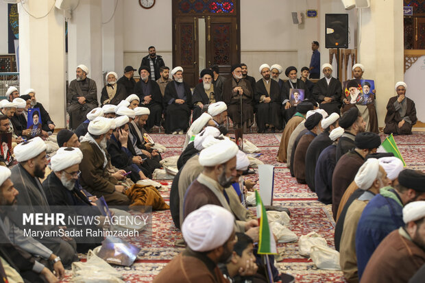 اردستان با کمبود روحانی ثابت مواجه است