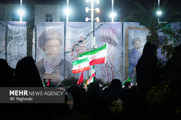 رجزخوانی مداح گیلانی برای ترامپ