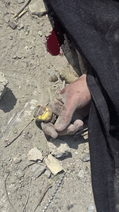 آخرین صلوات زیر آوارکه روح را به پرواز درآورد