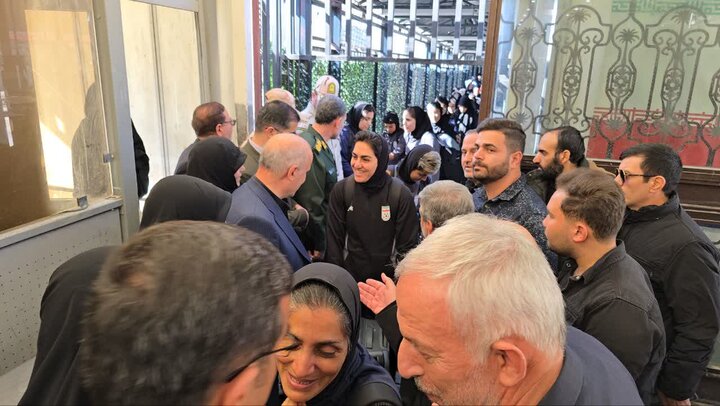 اعضای تیم ملی فوتبال بانوان از مرز بازرگان وارد کشور شدند