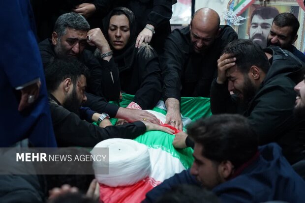 آیین وداع با شهید سرافراز مهدی چنگایی در خرم آباد