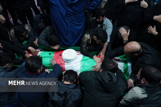 آیین وداع با شهید سرافراز مهدی چنگایی در خرم آباد