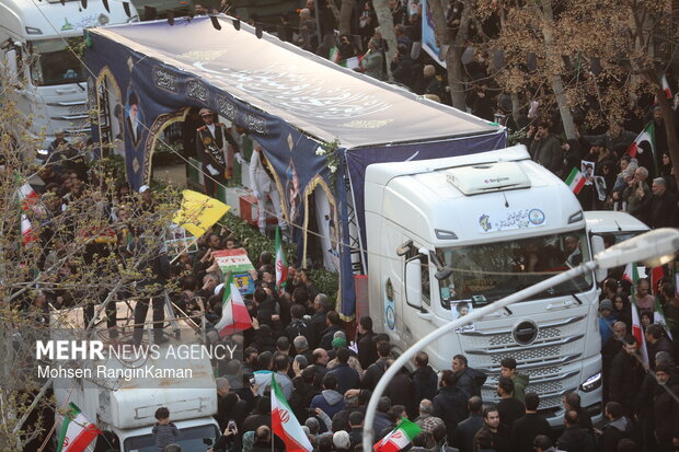 تشییع پرشور و حماسه شهیدان لاریجانی، سلیمانی و شهدای ناو دنا