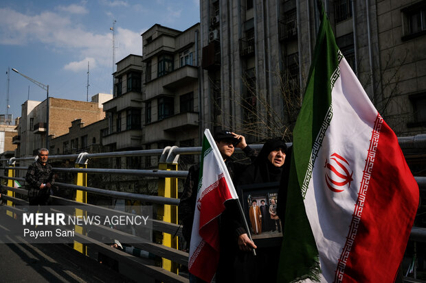 تشییع شهیدان لاریجانی، سلیمانی و شهدای ناو دنا