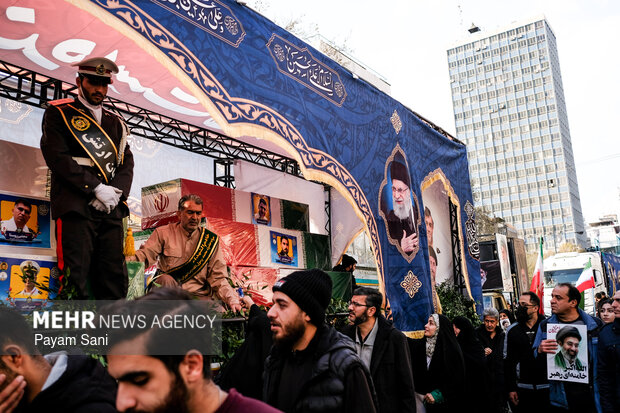 تشییع شهیدان لاریجانی، سلیمانی و شهدای ناو دنا