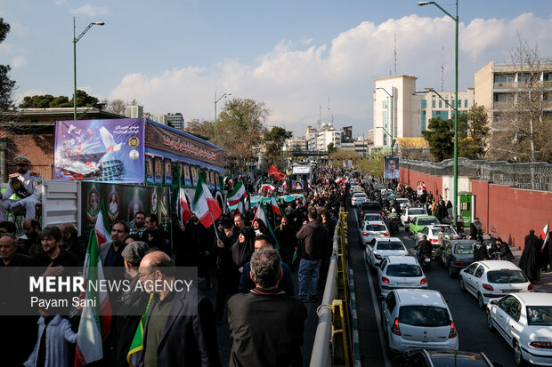 تشییع شهیدان لاریجانی، سلیمانی و شهدای ناو دنا