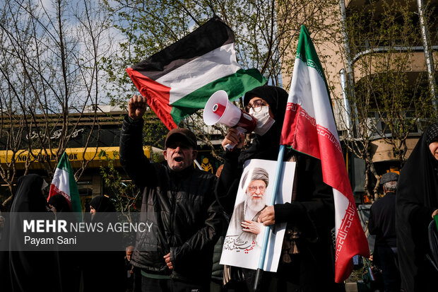 تشییع شهیدان لاریجانی، سلیمانی و شهدای ناو دنا