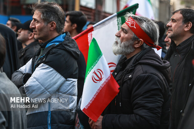 تشییع شهیدان لاریجانی، سلیمانی و شهدای ناو دنا