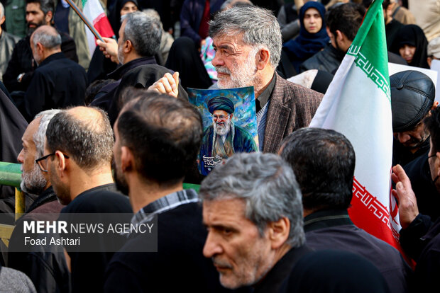 تشییع شهیدان لاریجانی، سلیمانی و شهدای ناو دنا