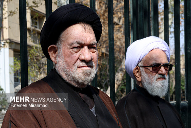 تشییع شهیدان لاریجانی، سلیمانی و شهدای ناو دنا