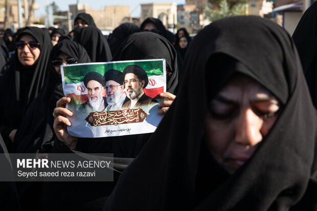مراسم تشیع پیکر شهید مهندس علیرضا دهقانی آرانی